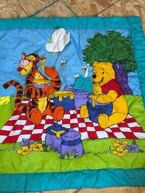 Mattel WINNIE THE POOH & Tigger Baby Activity Play Mat Picnic